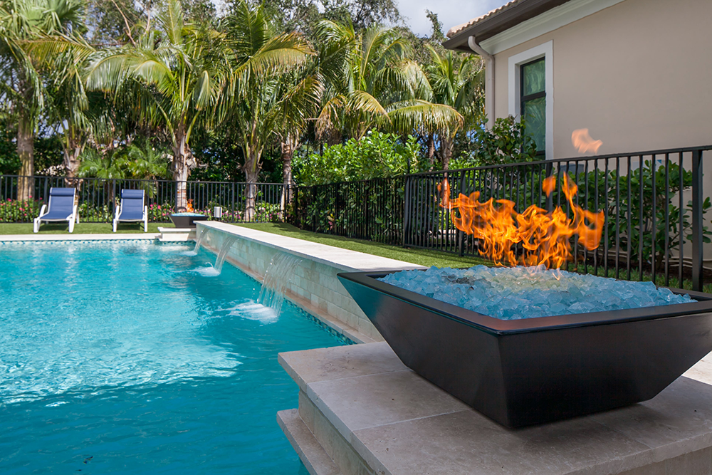 Swimming Pool and Spa with Fire Pit